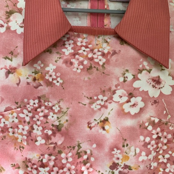 🌸Spring Time🌸 - Picture 4 of 4